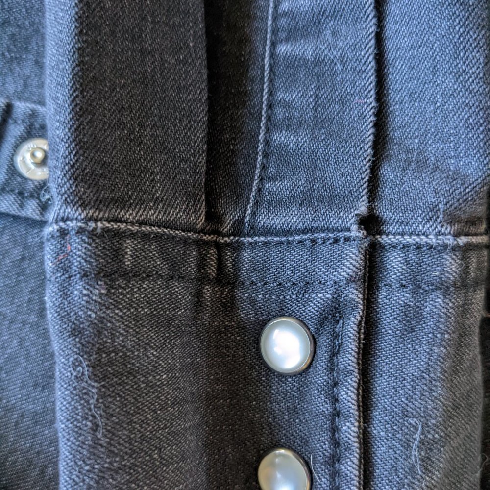 SAMPLE Levis Fringe Black Denim Shirt - Picture 2 of 10